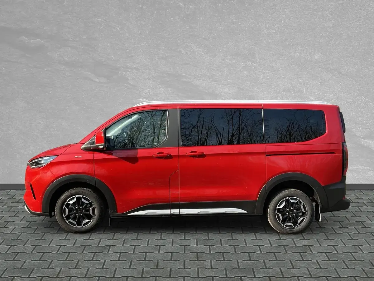 Neu Ford Tourneo Active 170 PS (125 kW) 2026 Artisan red metallic Van / Kleinbus