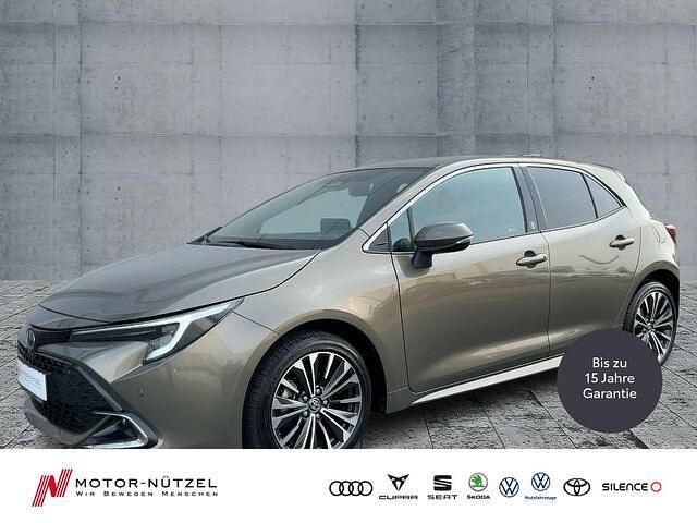 Gebraucht Toyota Corolla Team 140 PS (102 kW) 2023 Braun Limousine