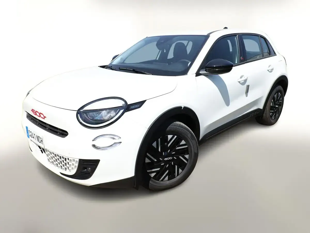 Gebraucht Fiat 600 Red 114 kW (156 PS) 2025 SUV