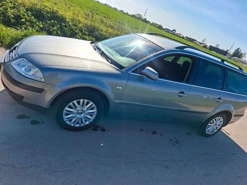 Käytetty VW Passat 102 HP (75 kW) 2001 Harmaa Farmari