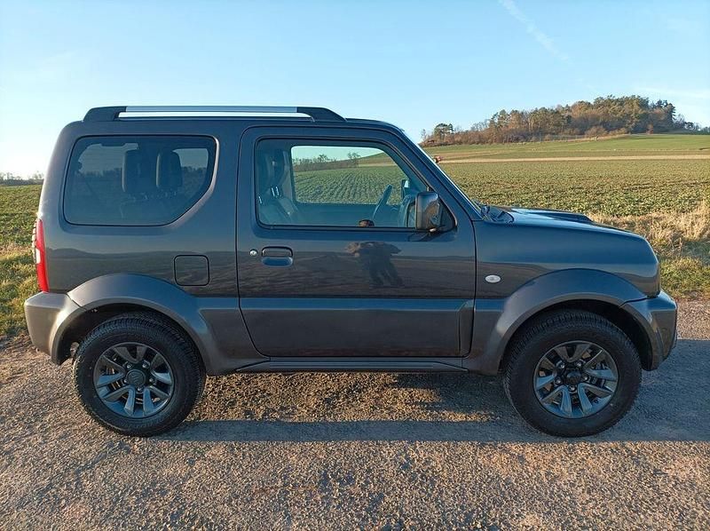 Gebraucht Suzuki Jimny Style 86 PS (63 kW) 2013 Grau SUV