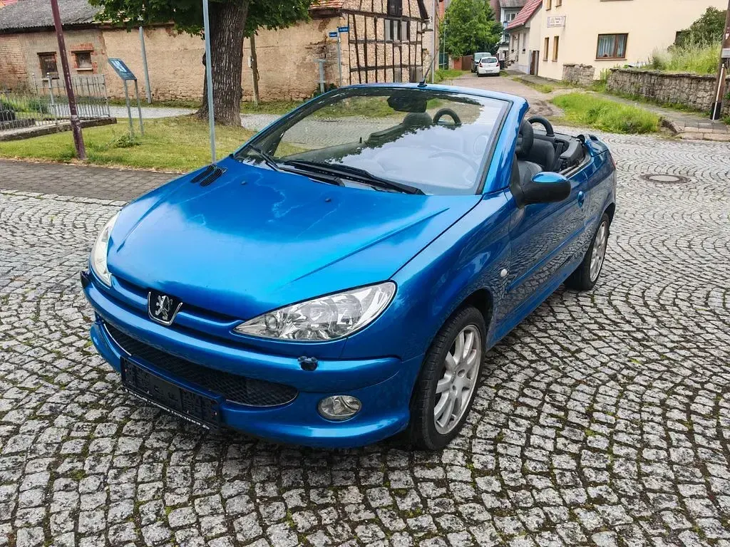 Gebraucht Peugeot 206 CC Platinum 109 PS (80 kW) 2003 Blau Cabrio