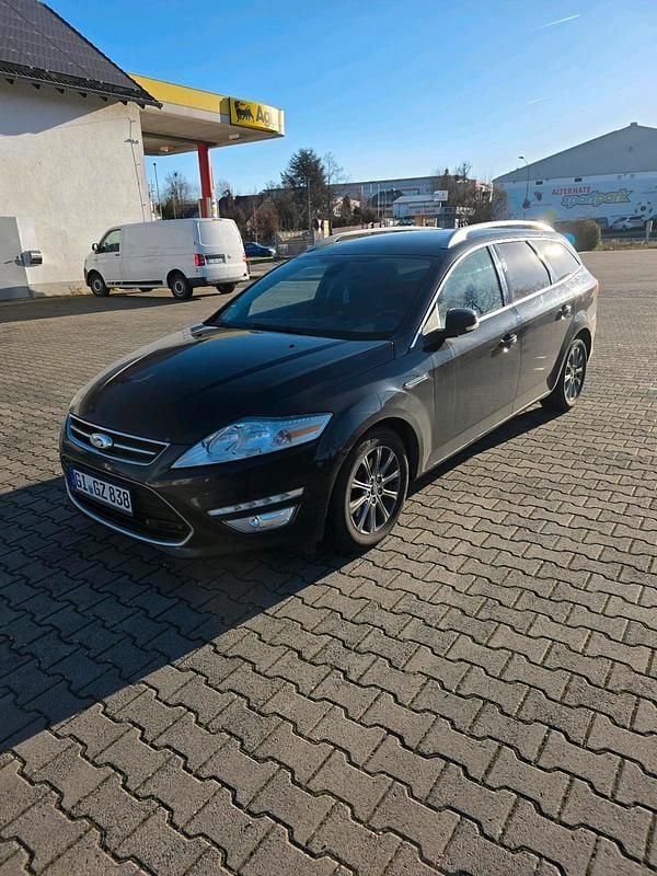 Schwarz Gebraucht 2011 Ford Mondeo Kombi | 1.700 € (Superpreis) - Bild 1/4