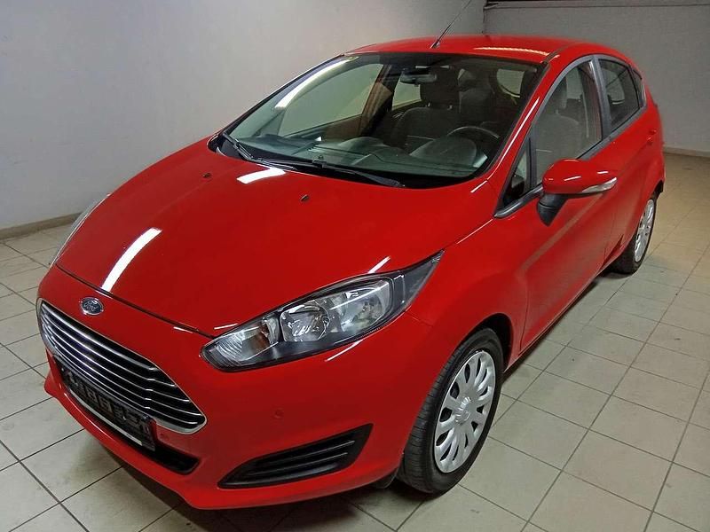 Racerot Gebraucht 2014 Ford Fiesta SYNC Edition Kleinwagen | 5.900 € (Fairer Preis) - Bild 1/4