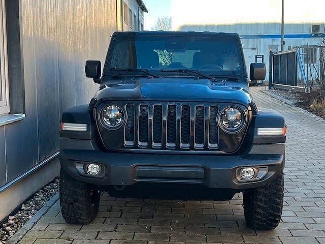 Schwarz Neu 2025 Jeep Wrangler Unlimited Rubicon SUV | 56.900 € - Bild 1/4