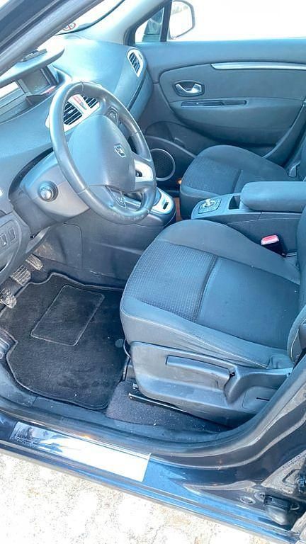 Gebraucht Renault Scénic III Dynamique 131 PS (96 kW) 2010 Grau Van / Kleinbus