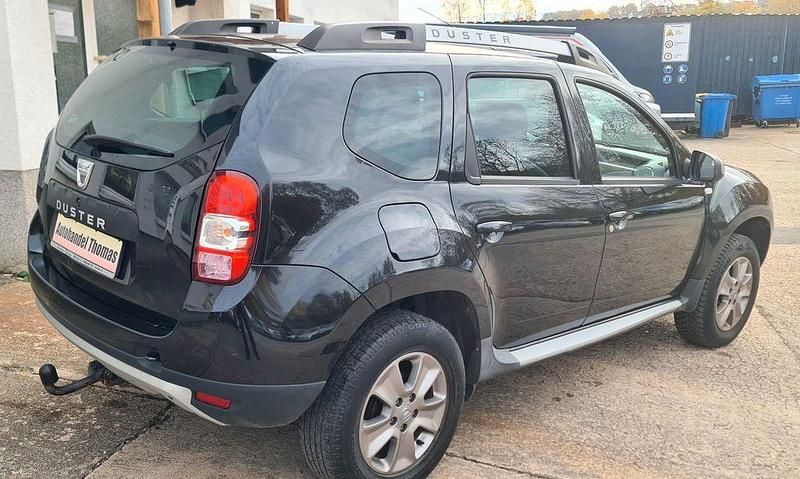 Gebraucht Dacia Duster Prestige 105 PS (77 kW) 2015 Schwarz SUV
