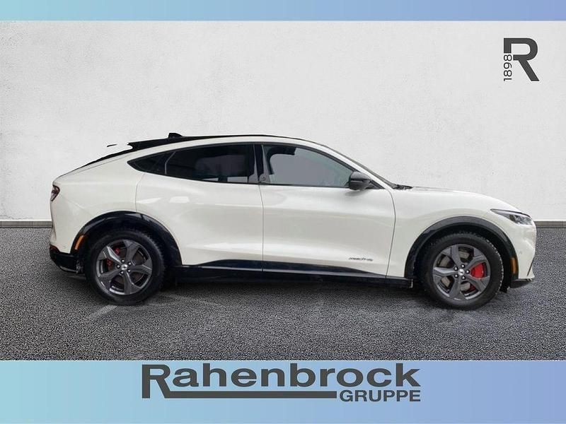 Gebraucht Ford Mustang Mach-E Premium 197 kW (269 PS) 2023 Weiß SUV