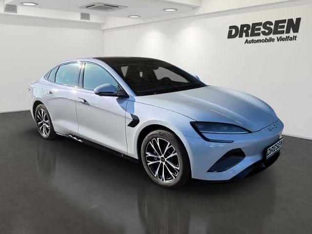 Neu BYD Seal Comfort 169 kW (231 PS) 2026 Grau Limousine