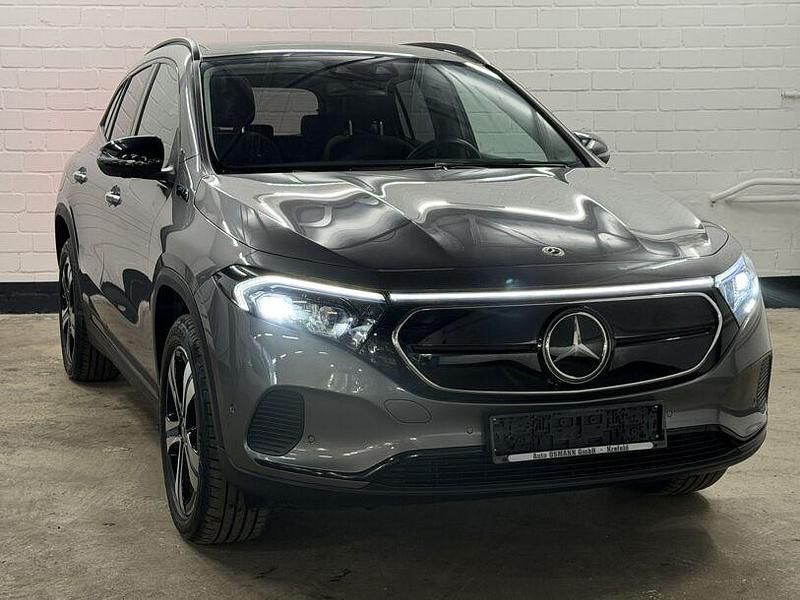 Gebraucht Mercedes EQA250 Progressive 139 kW (190 PS) 2022 Grau SUV