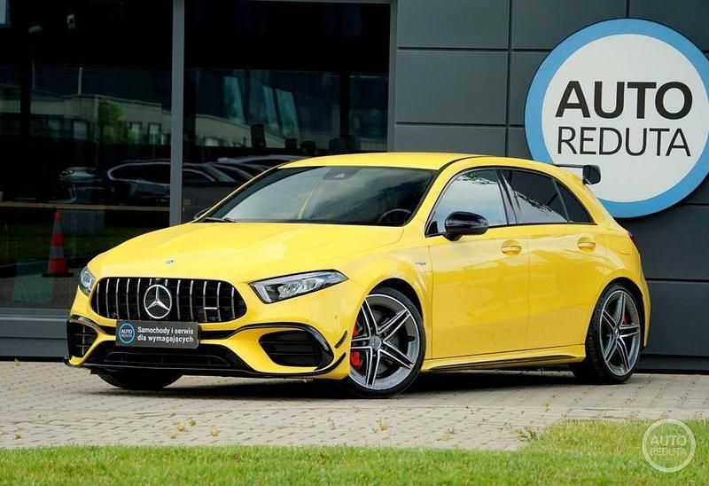 Gelb Gebraucht 2021 Mercedes A45 AMG AMG Limousine | 46.300 € (Guter Preis) - Bild 1/4