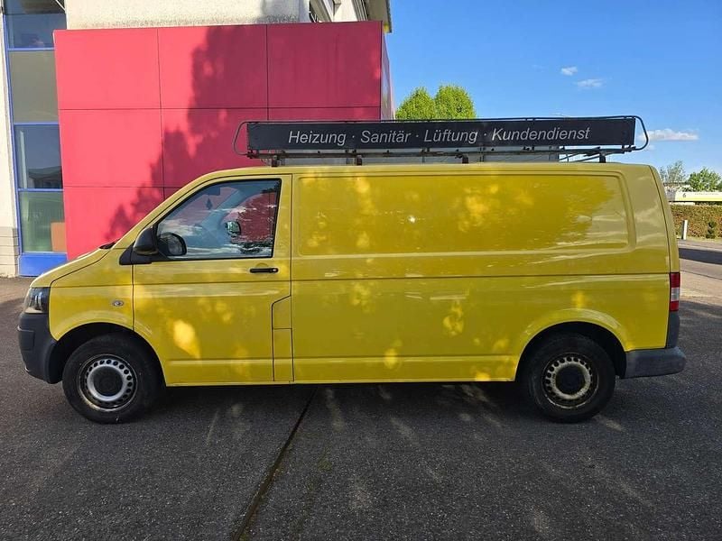 Usata VW Transporter 140 CV (102 kW) 2010 Giallo Furgone