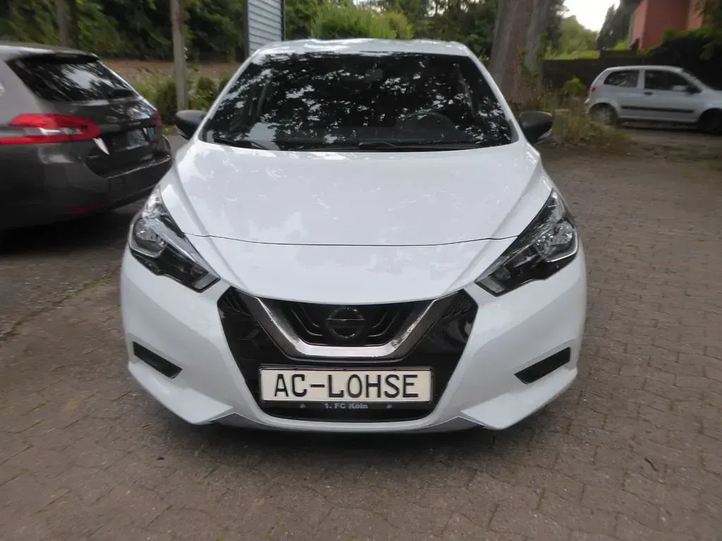 Gebraucht Nissan Micra 71 PS (52 kW) 2017 Weiß Kleinwagen
