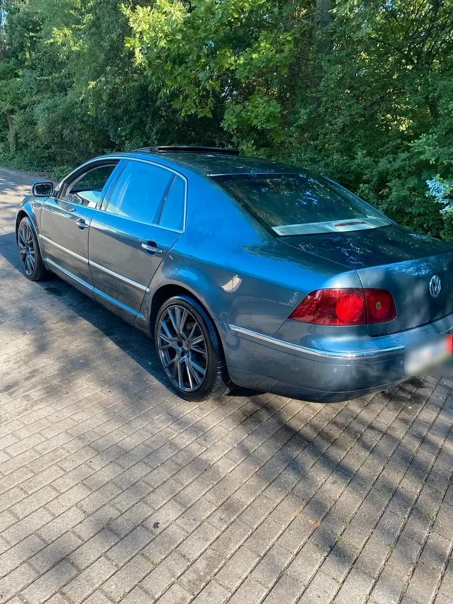 Gebraucht VW Phaeton 224 PS (164 kW) 2005 Blau Limousine