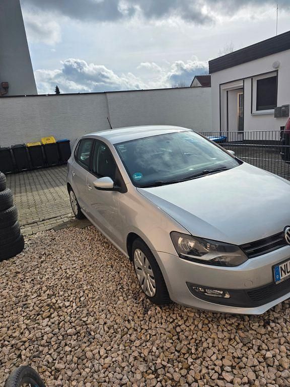Gebraucht VW Polo 90 PS (66 kW) 2011 Silber Kleinwagen