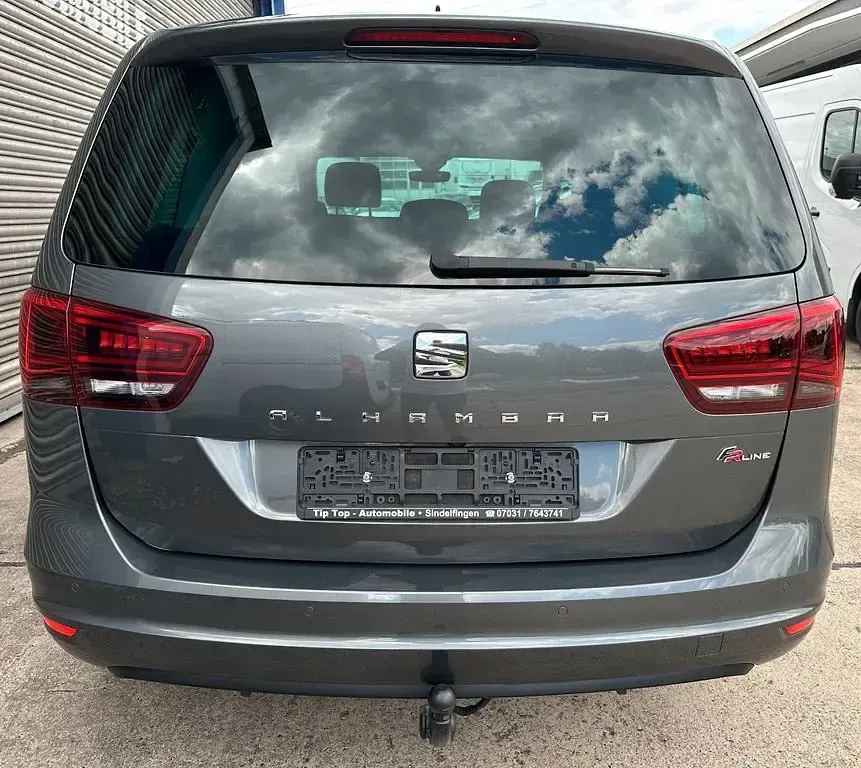 Gebraucht Seat Alhambra FR-Line 150 PS (110 kW) 2021 Grau Van / Kleinbus