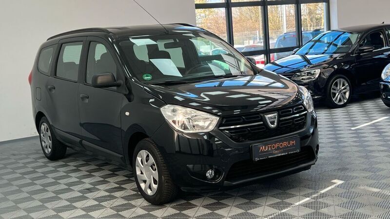 Schwarz Gebraucht 2017 Dacia Lodgy Ambiance Van / Kleinbus | 9.777 € - Bild 1/4