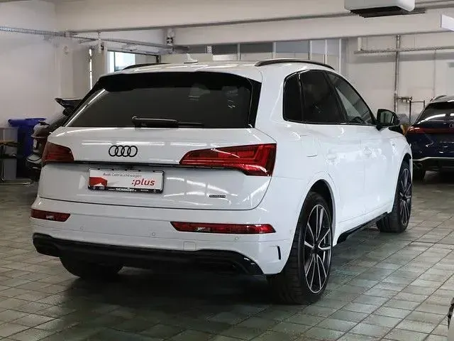 Gebraucht Audi Q5 S-Line 367 PS (269 kW) 2023 Gletscherweiß metallic SUV