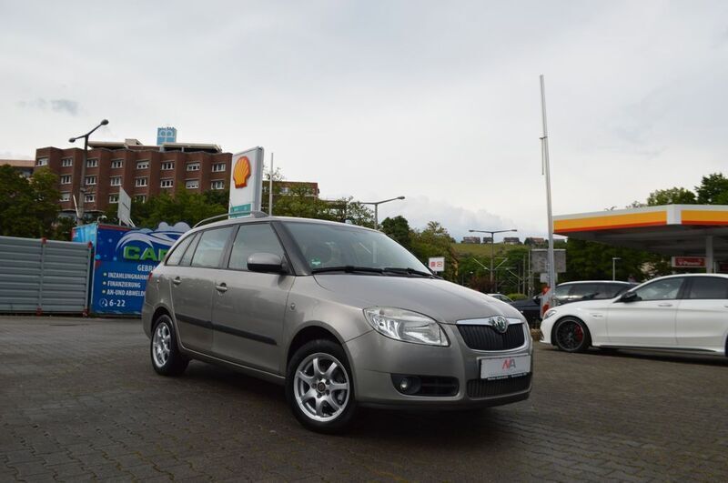 Gebraucht Skoda Fabia Ambiente 86 PS (63 kW) 2008 Beige Kleinwagen