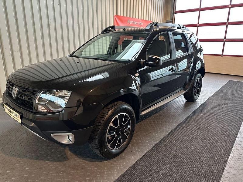 Schwarz Gebraucht 2017 Dacia Duster Black Shadow SUV | 11.480 € (Fairer Preis) - Bild 1/4