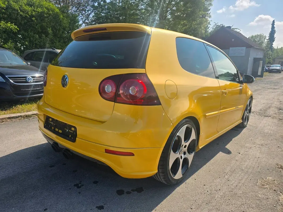 Gebraucht VW Golf 150 PS (110 kW) 2006 Gelb Coupé