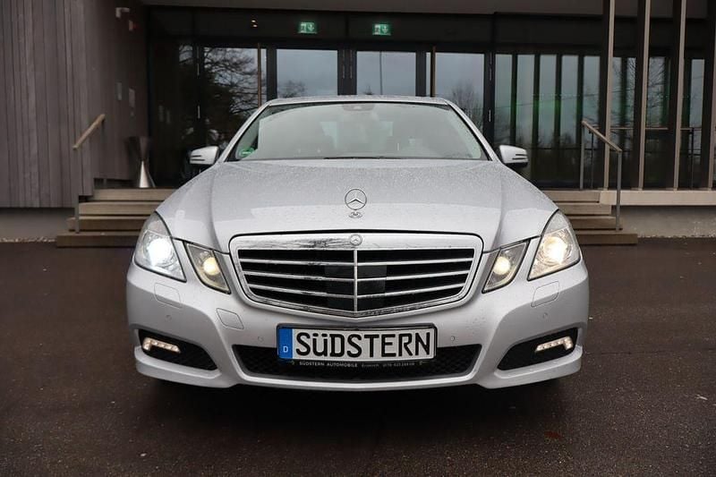 Gebraucht Mercedes E350 272 PS (200 kW) 2010 Silber Limousine