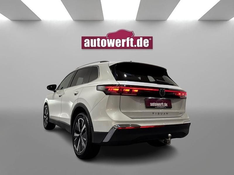 Gebraucht VW Tiguan Elegance 150 PS (110 kW) 2024 Weiss SUV