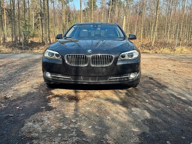 Gebraucht BMW 520 184 PS (135 kW) 2013 Kombi