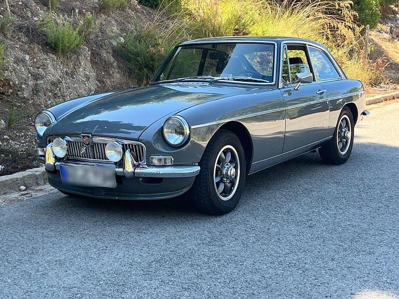 Grau Gebraucht 1973 MG B GT Coupé | 33.900 € - Bild 1/4