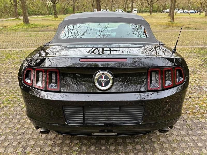 Gebraucht Ford Mustang 309 PS (227 kW) 2014 Schwarz Cabrio