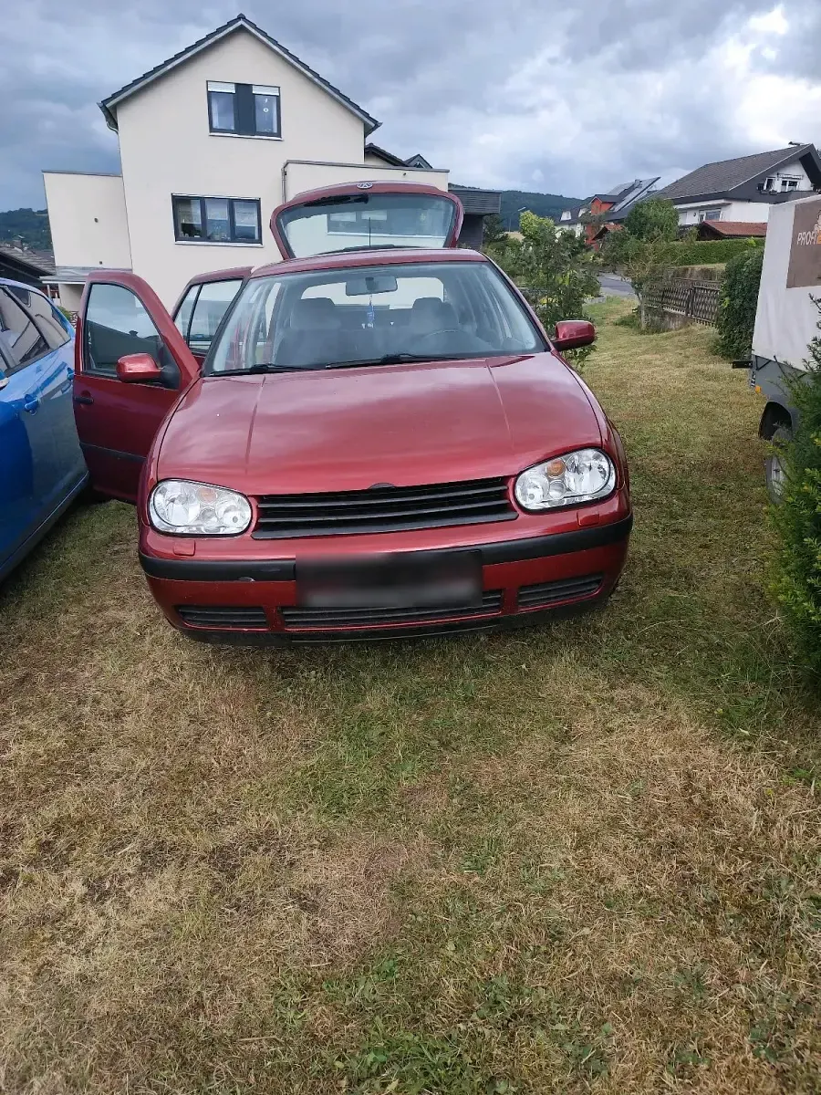 Gebraucht VW Golf IV 105 PS (77 kW) 1998 Rot Kleinwagen