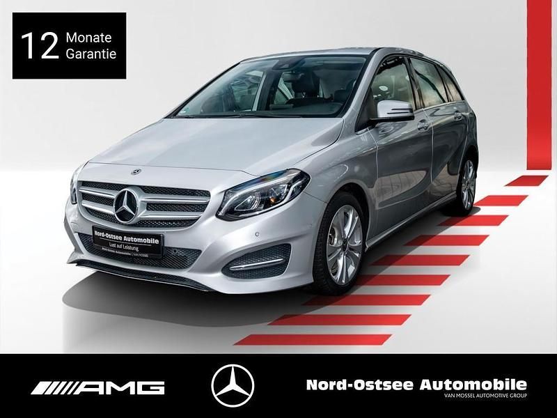 Polarsilber metallic Gebraucht 2018 Mercedes B180 Urban Van / Kleinbus | 18.990 € (Guter Preis) - Bild 1/4