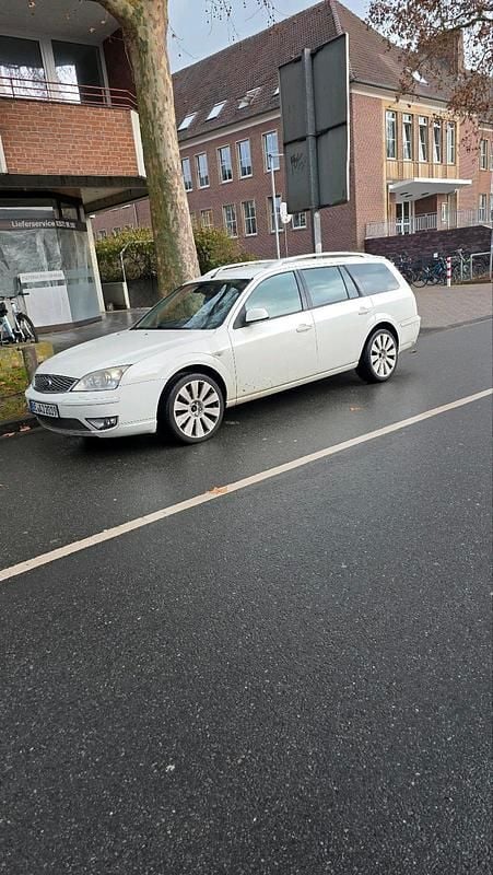 Weiß Gebraucht 2007 Ford Mondeo Kombi | 1.300 € (Fairer Preis) - Bild 1/4