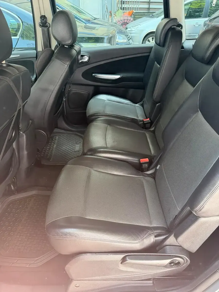 Gebraucht Ford S-MAX S 140 PS (102 kW) 2007 Silber Van / Kleinbus
