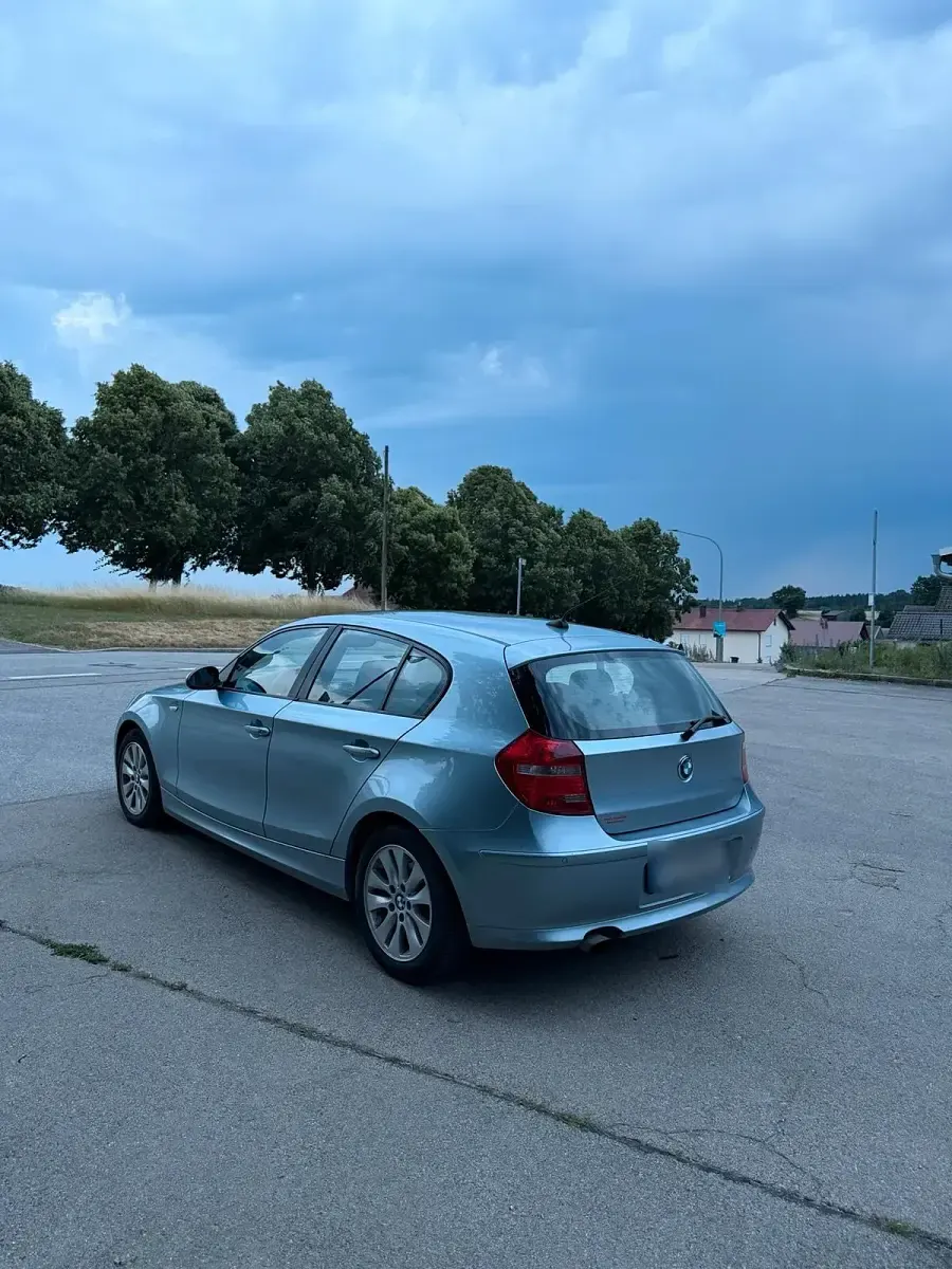 Gebraucht BMW 118 143 PS (105 kW) 2008 Grau Kleinwagen