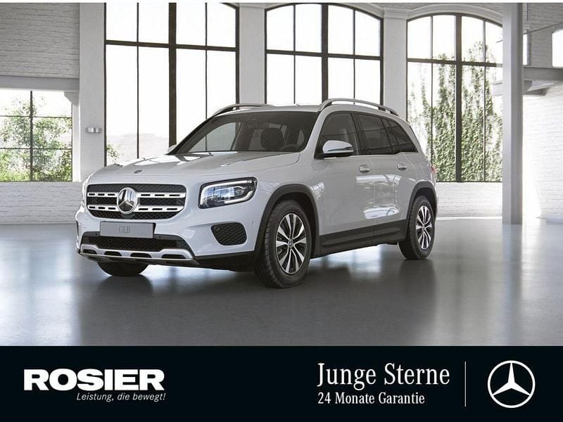 Weiss / polarweiß Gebraucht 2023 Mercedes GLB180 Style SUV | 31.890 € (Fairer Preis) - Bild 1/4