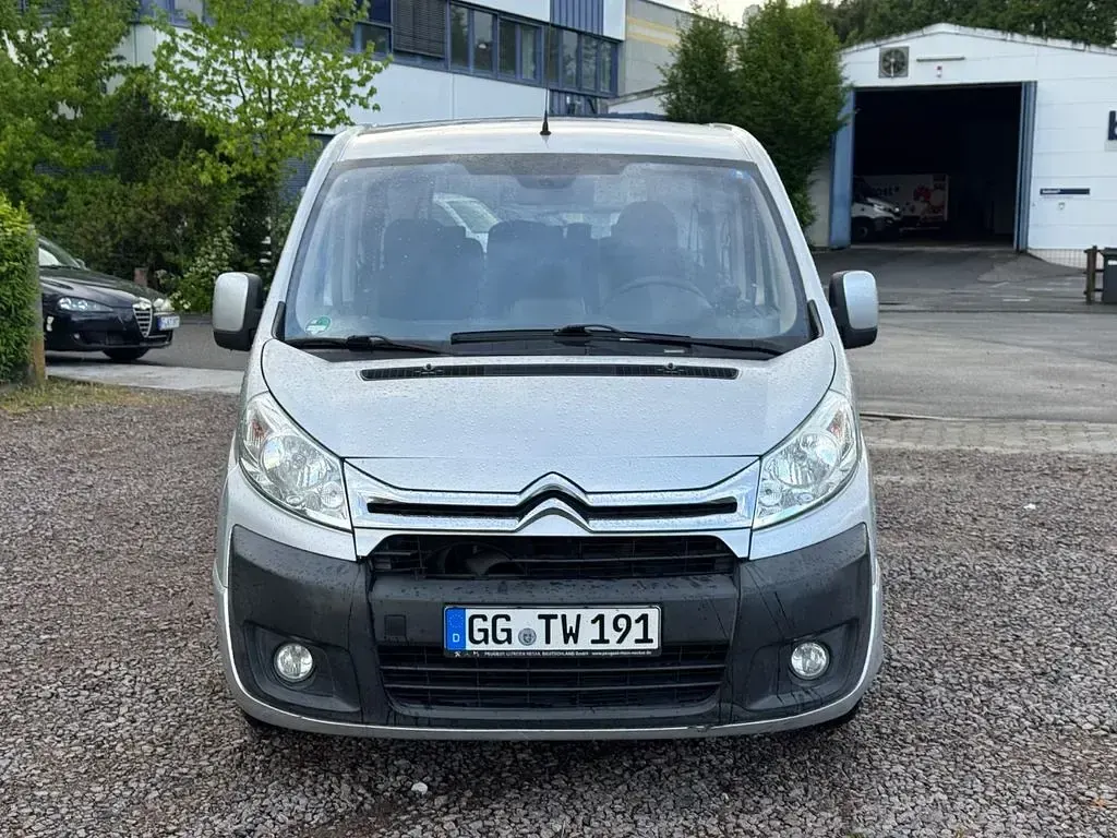 Käytetty Citroën Jumpy Tendance 163 HP (119 kW) 2014 Harmaa Tila-auto