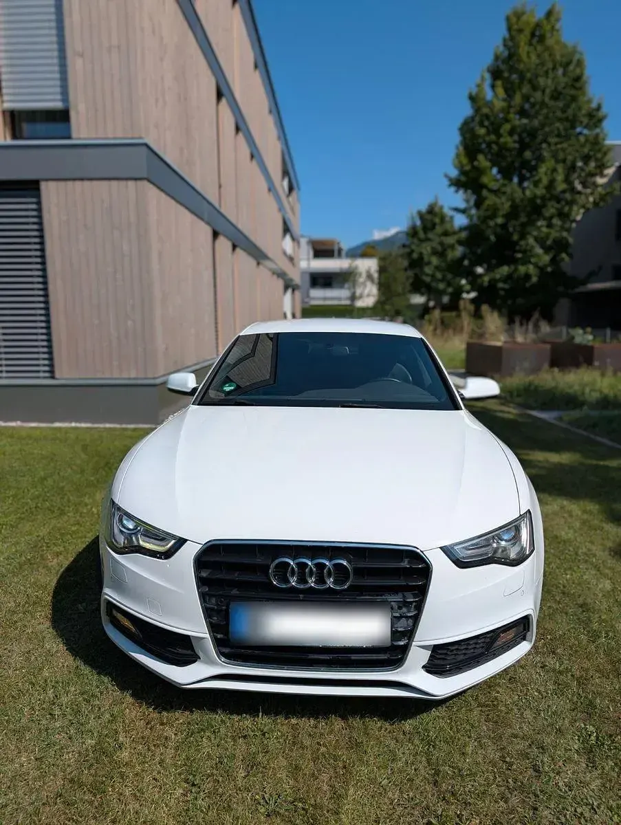 Gebraucht Audi A5 Sportback Ambiente 150 PS (110 kW) 2014 Weiß Kleinwagen