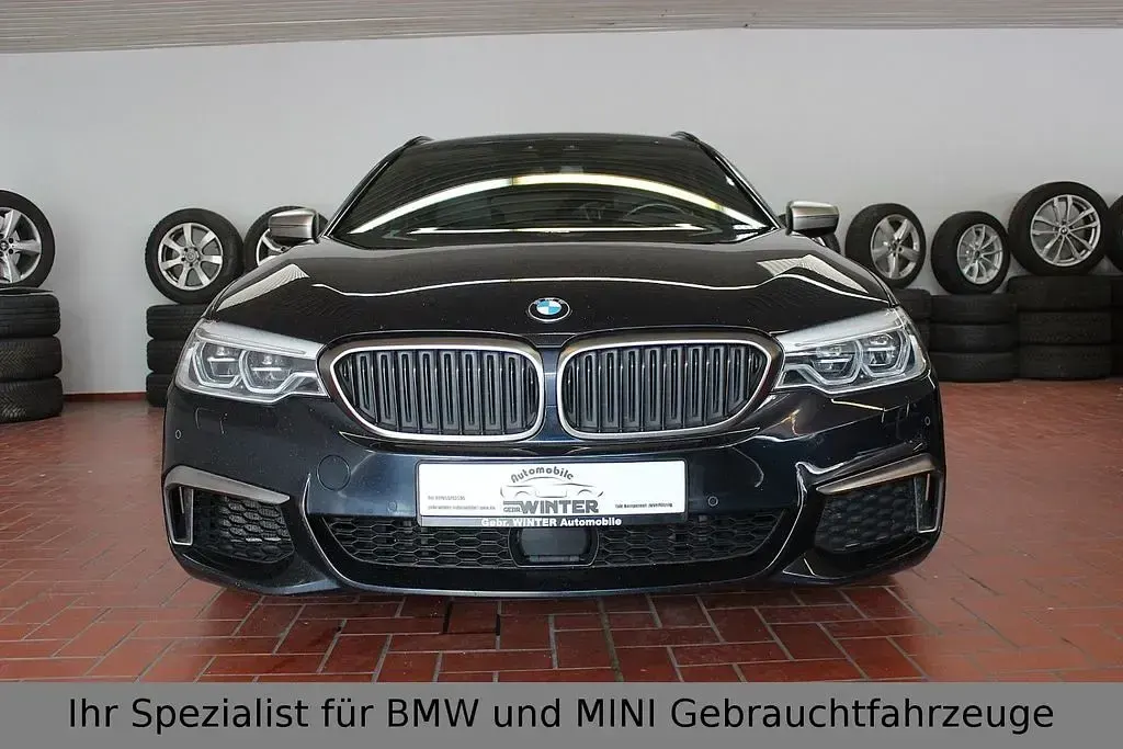 Gebraucht BMW M550 Shadowline 400 PS (294 kW) 2018 Schwarz Limousine