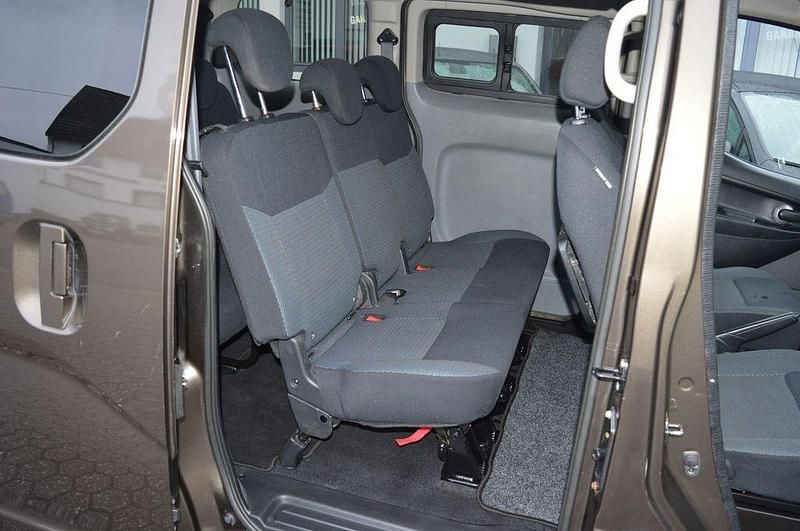 Gebraucht Nissan Evalia Tekna 110 PS (80 kW) 2016 Grau Van / Kleinbus