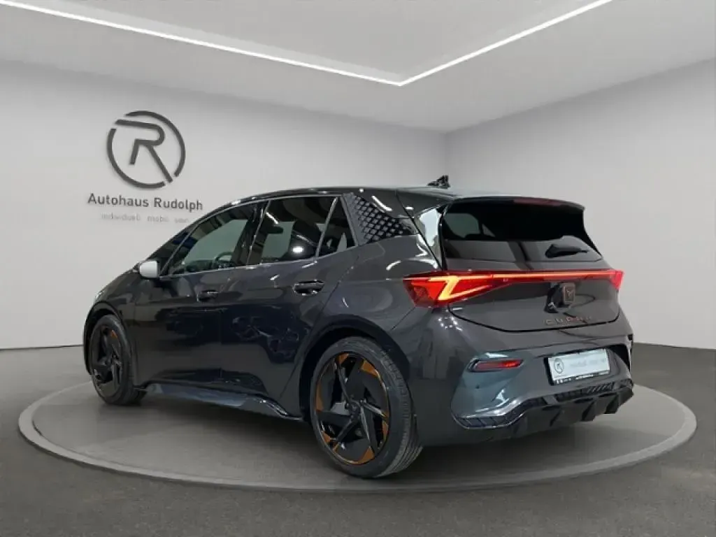 Używany Cupra Born 150 kW (204 KM) 2022 Szary Hatchback