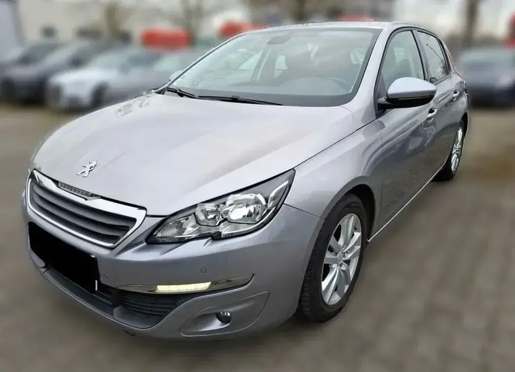 Gebraucht Peugeot 308 Active 125 PS (91 kW) 2014 Silber Limousine