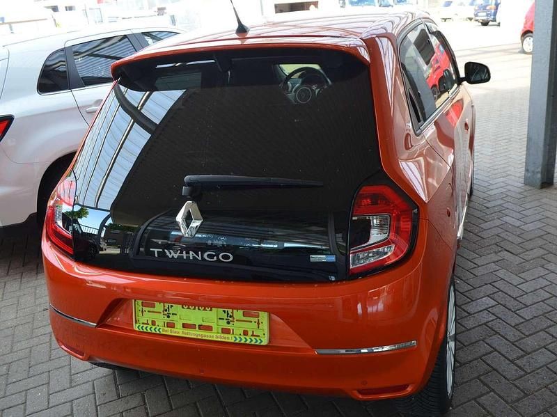Gebraucht Renault Twingo Vibes 60 kW (82 PS) 2020 Valencia orange Kleinwagen