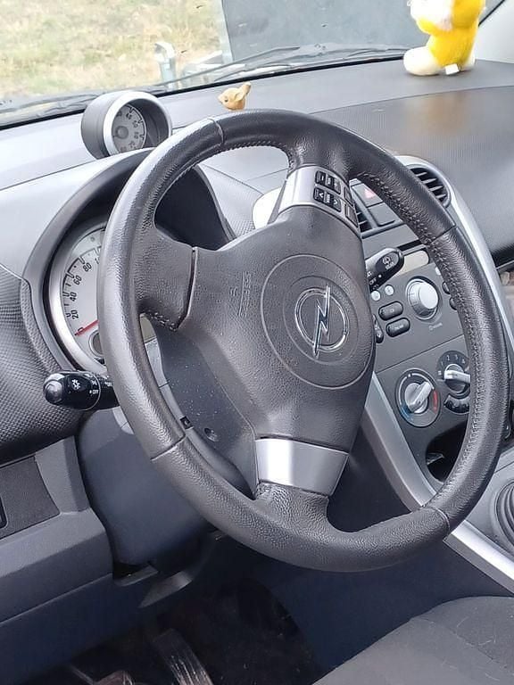 Gebraucht Opel Agila Edition 86 PS (63 kW) 2008 Grau Kleinwagen