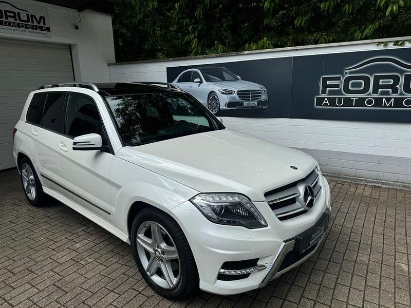 Weiß Gebraucht 2012 Mercedes GLK250 Sport SUV | 22.800 € - Bild 1/4