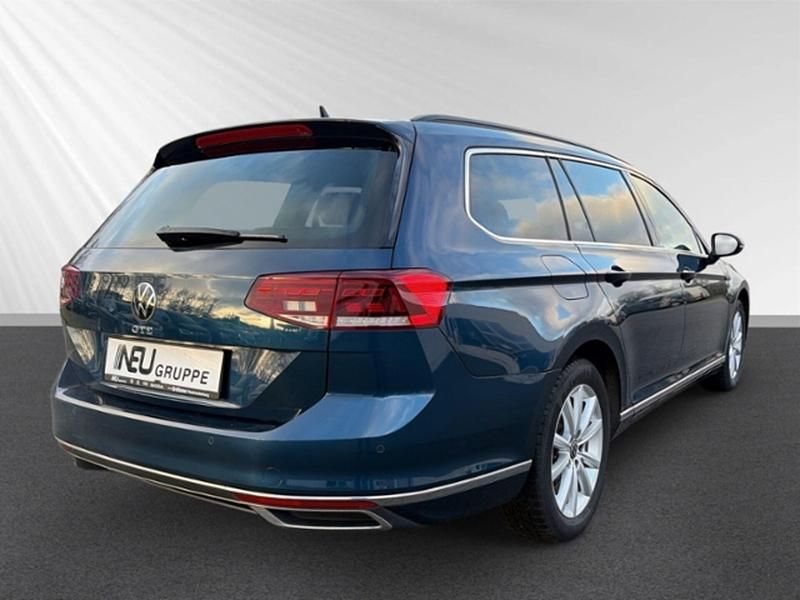 Gebraucht VW Passat GTE 218 PS (160 kW) 2021 Blau Kombi