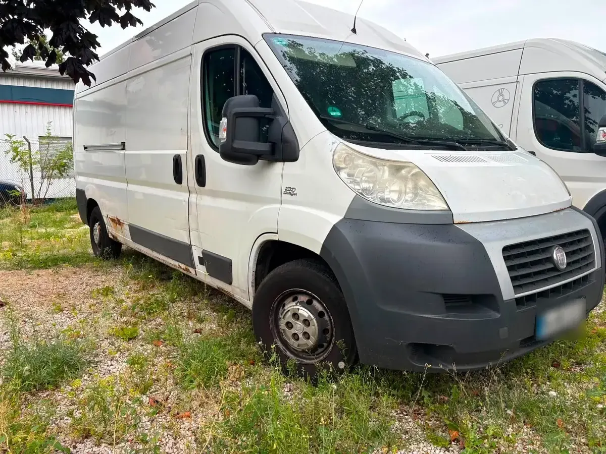 Gebraucht Fiat Ducato 130 PS (95 kW) 2012 Weiß Van