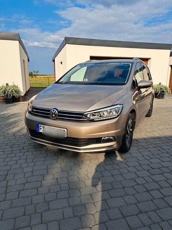 Gebraucht VW Touran Join 116 PS (85 kW) 2019 Gold Van / Kleinbus