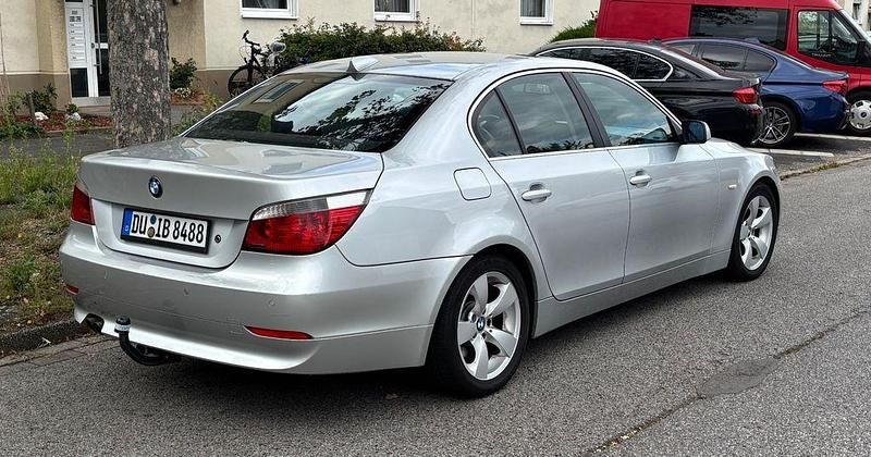 Gebraucht BMW 520 170 PS (125 kW) 2005 Silber Limousine