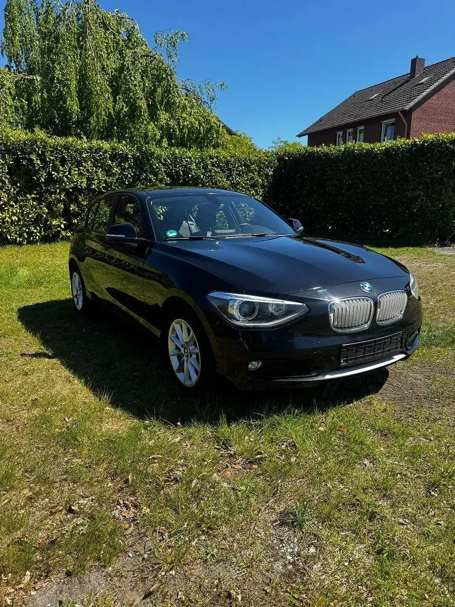 Gebraucht BMW 118 Urban Line 143 PS (105 kW) 2014 Schwarz Kleinwagen